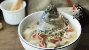 出鍋前可以撒上少許蔥花點綴。