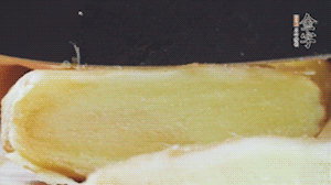 生姜切片。