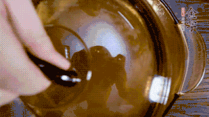 加山藥、毛豆再煮15分鐘。